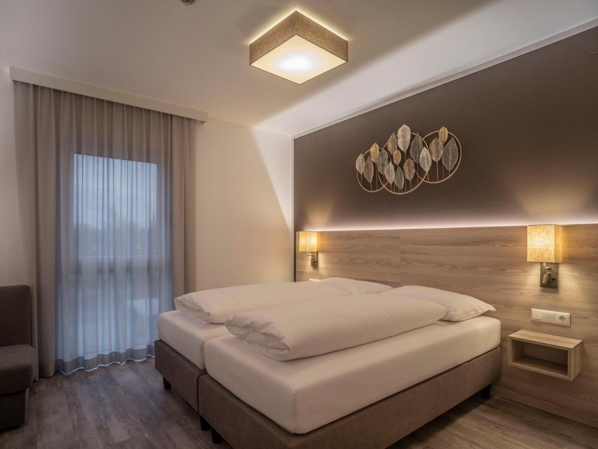 Motel Вайдхофен-ан-дер-Тайя Экстерьер фото
